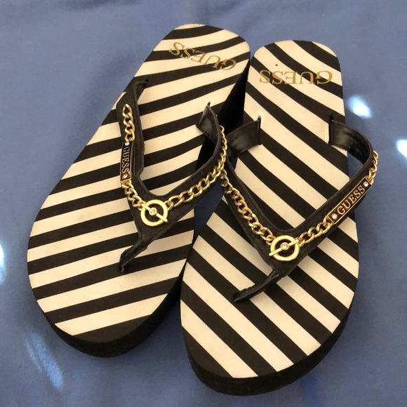 Guess Shoes - Guess Platform Flip-flops